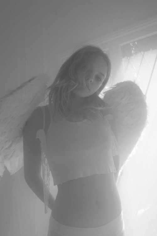 bella-thorned:Alana Champion by Chuck Grant for Galore Magazine