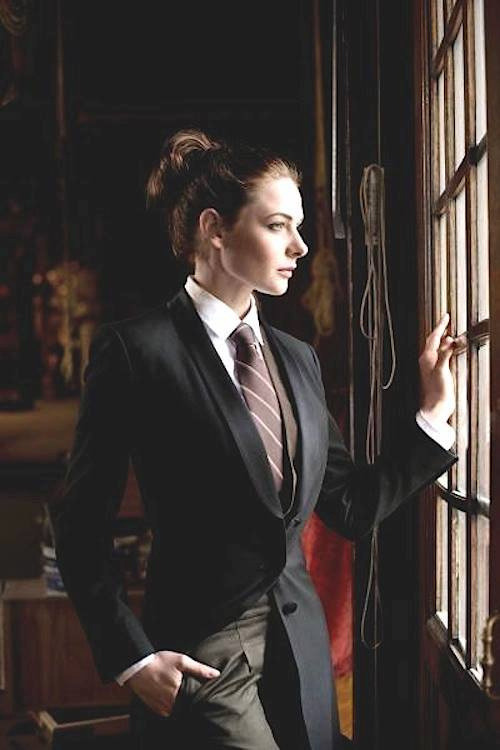 fywomeninsuits:Rebecca Ferguson -(MI 6: Rogue Nation)