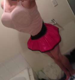 spunk-bunny:  sissydebbiejo:  This is so obviously a wannabe #sissy #bimbo. Big fake titties usually means small pathetic sissy clit.   *giggles* Anyone wanna see some more of me?  I would love to se more of you. I would suck you sissy cilt while you