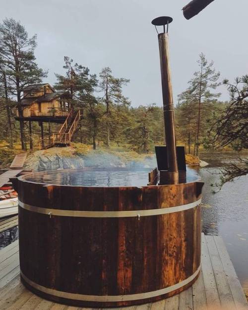 utwo:  Treehouse in Vest-Agder, Norway© hamaca reise