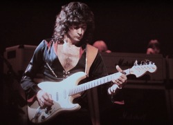 brightvenus:  Ritchie Blackmore 