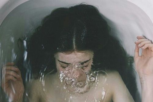 ethereal-madness:  ♅  