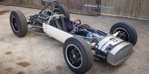 itsbrucemclaren:  1962 Lotus 24 BRM