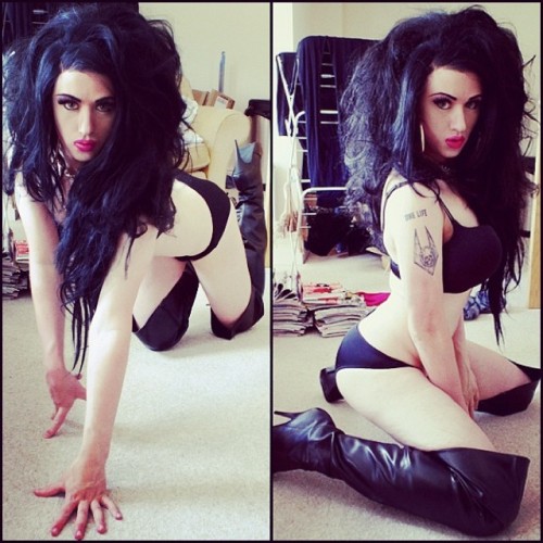 zarakane: B-Movie bitch :P #tranny #tgirl #transsexual #shemale #goth