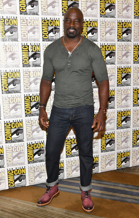 hotfamousmen:  Mike Colter