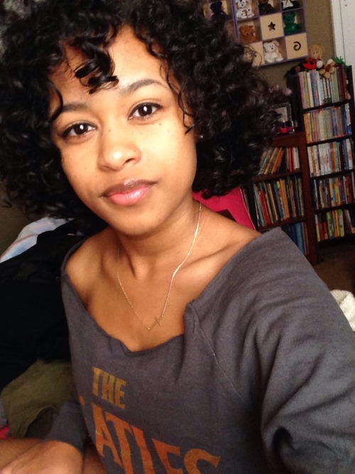 agymah7:  late-evolver:  awfuly-ly:  late-evolver:More melanin :) Bc I missed the first one, I was determined not to miss this one!  Omg! It’s my kayleebaby! ❤️ late-evolver  😳 it is!  Natural Saturday