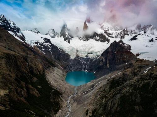 Cloudy Mornings Featuring Fitz Roy - El Chalten, Patagonia. [OC] [3992 X 2992] via /r/EarthPorn Sour