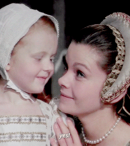 mrsbingleys:⌠anne boleyn meme ∙ ¼ moments with Elizabeth⌡Oh, what a queen it will make some day