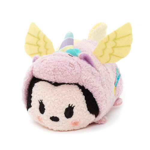 The Unicorn Tsum Tsum Collection is now available in the UK/Europe! The collection will be available