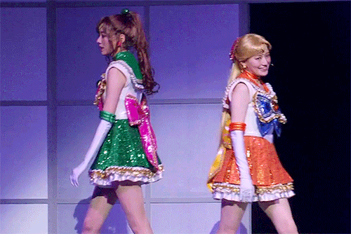 sera myu appreciationA slide separated the two of usAfter gently sliding down itA pearl was revealed