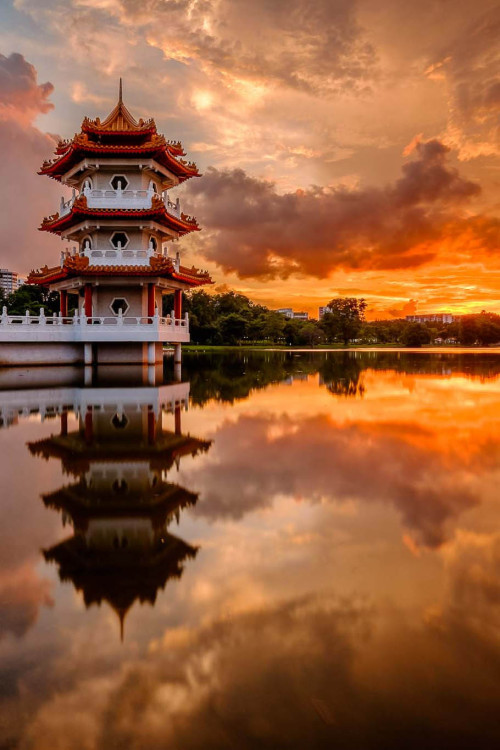 ponderation:  Twin Pagoda by CGTan 