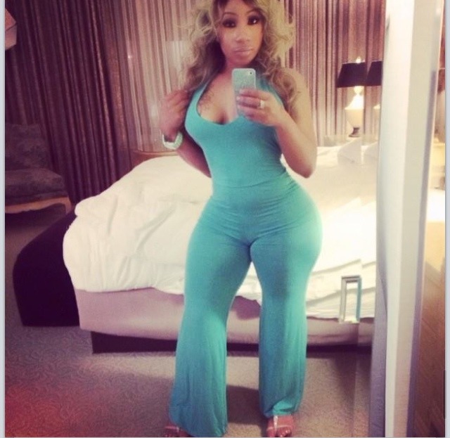 evans601:  #thickthursday: London Jackson 