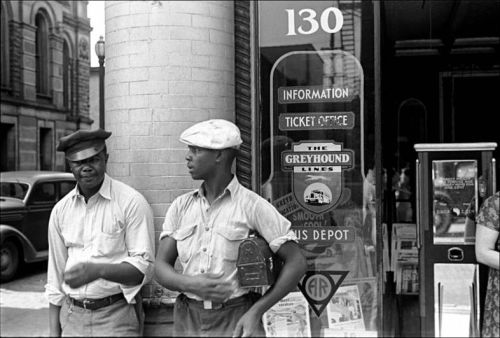 wehadfacesthen:  Bus Station, Marion, Ohio, 1938, photo by Ben Shahn