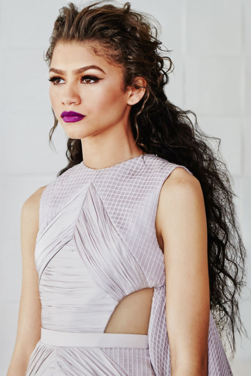 neverfarbehind: ZENDAYA COLEMANby James Perry | Harper’s Bazaar