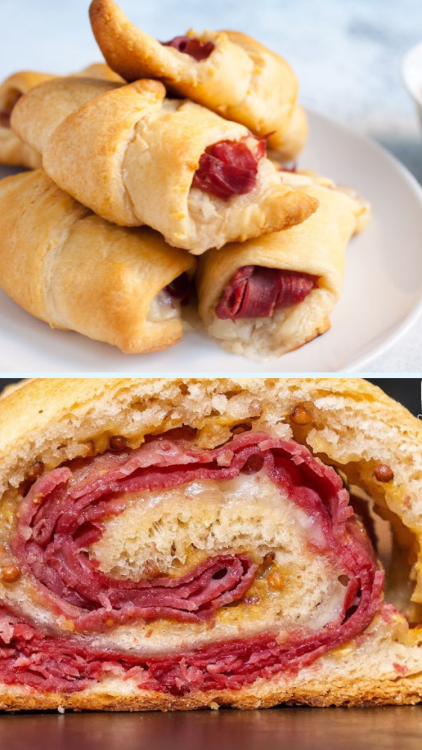 niftyrecipe:  Cheesy pastrami croissant rollsSometimes you see something late night that just inspires you to really try and take care of those munchies! 😉Recipe =&gt; https://niftyrecipe.com/video/22299/cheesy-pastrami-croissant-rolls