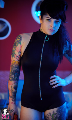 alt-amores:  Radeo Suicide