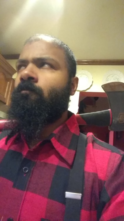thewolfatethesheep:  So I went out to a kink event Saturday in nothing but flannel, suspenders, boots and my black kilt.   I decided to share some pics I took before heading out. …