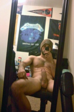 greenwichsnob:  tj23nh:  hotsalsacaliente:  Thick!  I always reblog this guy.  Me as well.