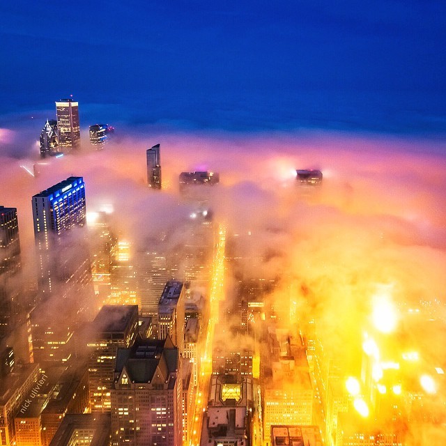 I faved http://ift.tt/1uYsnw9
by Instagram pal
nick_ulivieri
“I couldn’t make it up to @skydeckchicago to catch tonight’s fog, but imagine it looked a little like this // #Chitecture”
September 30, 2014 at 03:58AM