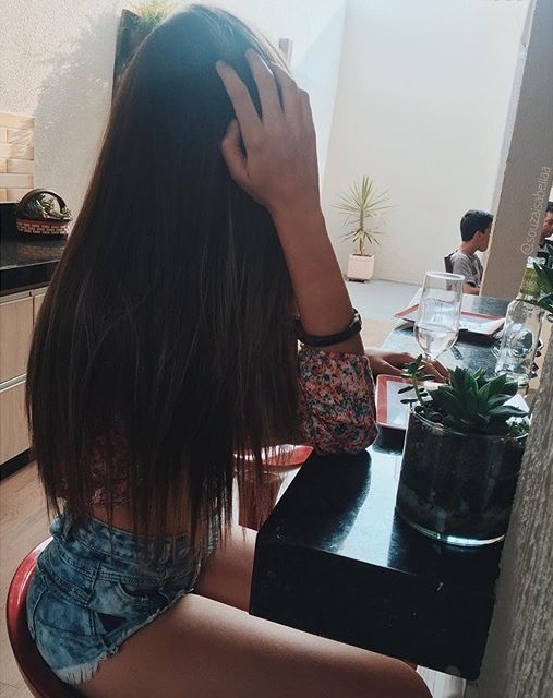 surfador:  Izabela mt linda 😍