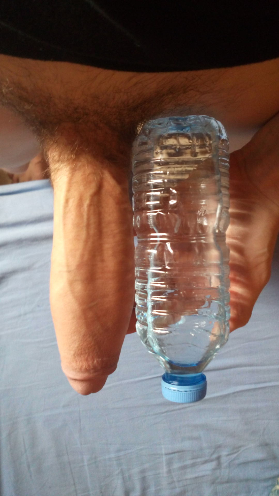 sexmajix: This is a good dick for fucking. Tapered tip let’s him go in easy or