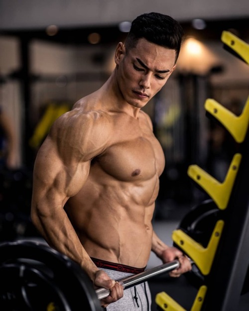   Takuma Enomoto | @takuma_fitness_travel  Natural Bodybuilder Sports Science Certified  //Banana Lovers[This and more HERE]