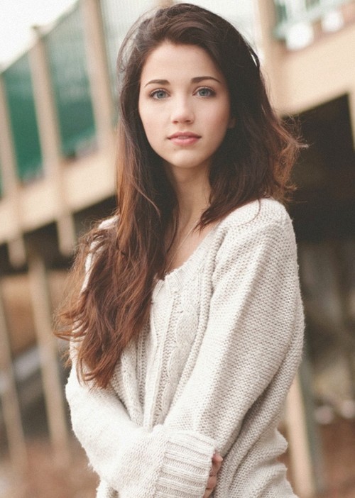 Emily rudd