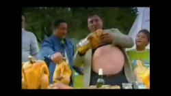 lbgainfat:  Fat Guy Feeding