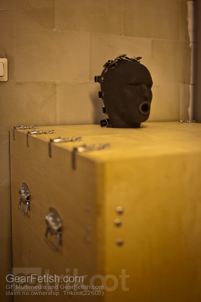 amiraud:  Nothing is gonna hurt you boy! You’re safe and protected in the box.