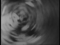 crumbargento:Everything Turns Everything Revolves - Hans Richter - 1929 (3min)