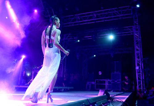 celebritiesofcolor:   FKA twigs performs onstage during day 2 of the 2015 Coachella Valley Music And Arts Festival (Weekend 2) at The Empire Polo Club on April 18, 2015 in Indio, California.