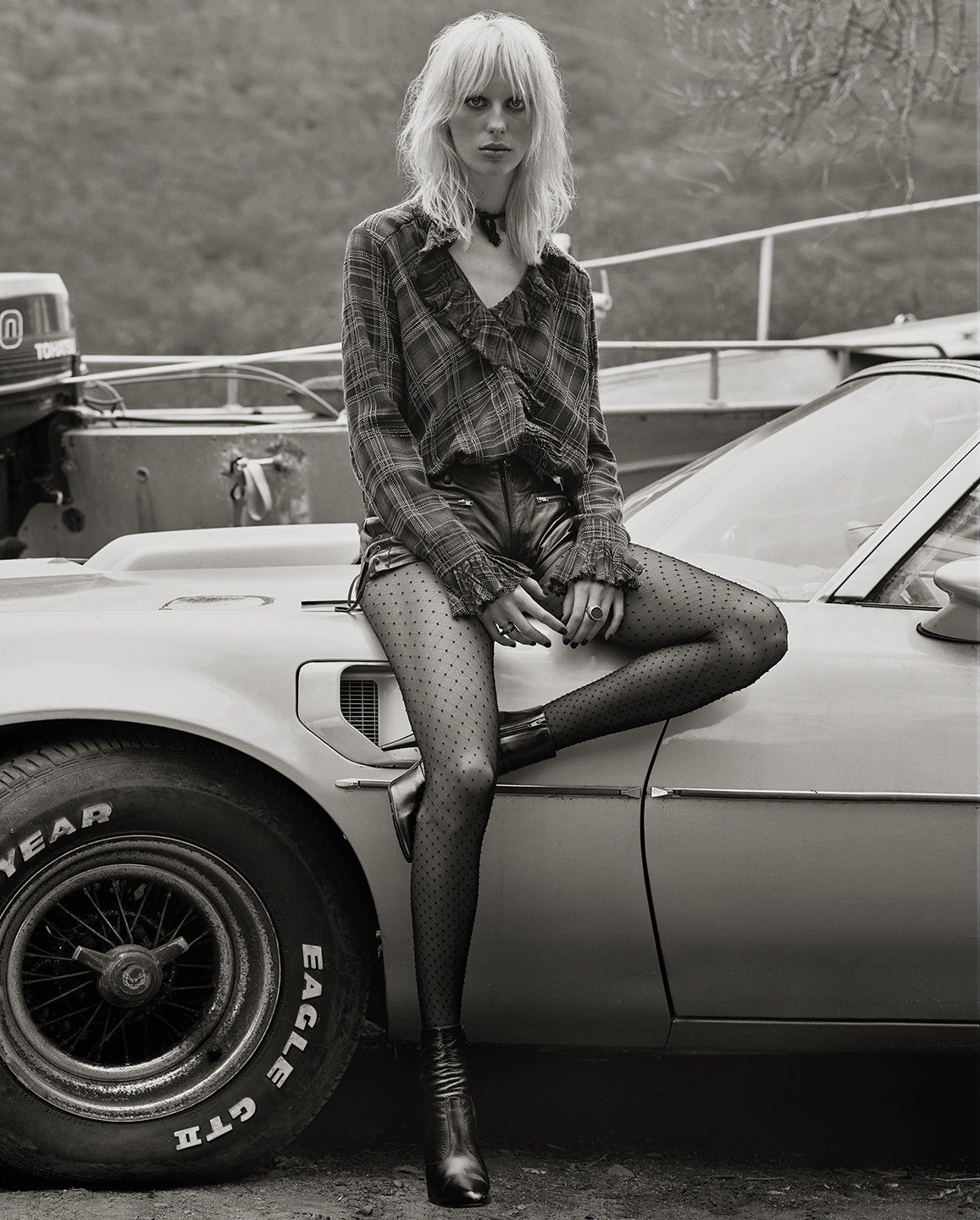 deshistoiresdemode:  Lili Sumner by Robbie Fimmano _ Flair Magazine, November 2015.