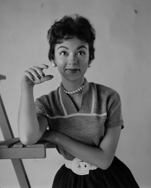 twixnmix:Rita Moreno photographed by Loomis Dean for LIFE magazine, 1954.