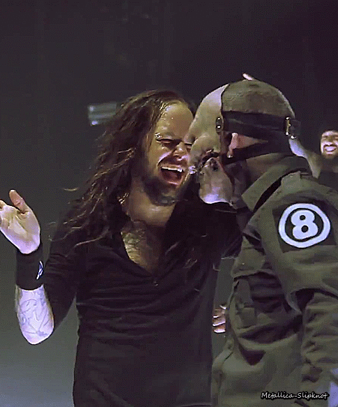 metallica-slipknot:  #hugday 