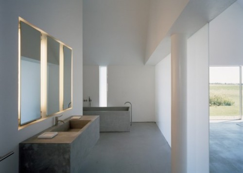 {Minimalist John Pawson has been a source of inspiration for myself lately, and I’ve been peru