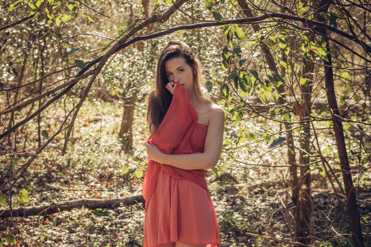 sidantman:  Nova - Familiar Ground Photos by: Sidney Manuel Model: Nova-Amour Tumblr
