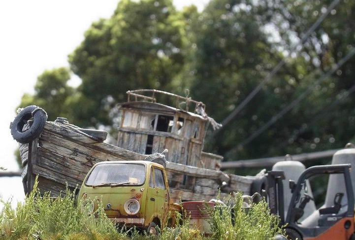 brainalize:Satoshi Araki creates fantastic dioramas.