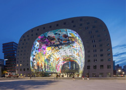 appletoothpaste:  mymodernmet:  The Markthal Rotterdam, a covered food market and housing development in the Netherlands, has officially opened after five years of construction. Designed by Dutch architects MVRDV, the nearly 312,000 square-foot building