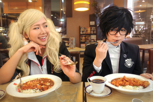 Persona 5 makes us crave for coffee and curry ☕️ This isn’t part of a proper P5 shoot, it&rsqu