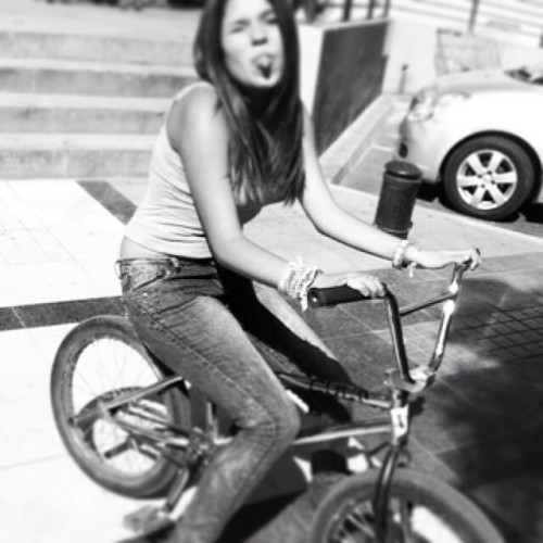 daisepulvedanl:  #bmx #chile #girl #instabmx #dai ❤️