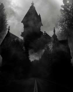 seriallier:   The house was a monument to evil sitting there all these years holding the essence of evil in its smoldering bones.“ -Stephen King    Instagram • BigCartel  © Daniel Vazquez • American Ghoul 