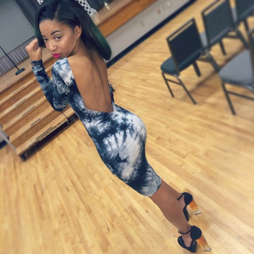 thispoetspace:mickislove:brknmelodies:  bangbitch:  Because it’s #BlackOut Eve.  SLAY  Who in the hell … Good lawd.  i guess it’s time to start thirst following.*cracks knuckles*let it begin.