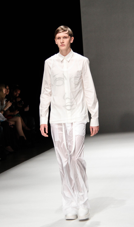 Mercedes-Benz Fashion Week TOKYO 2015S/S DRESSEDUNDRESSED
