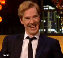 britishmenarehot:  Ben, you got a itchy neck. I’ll help scratch it, or massage…