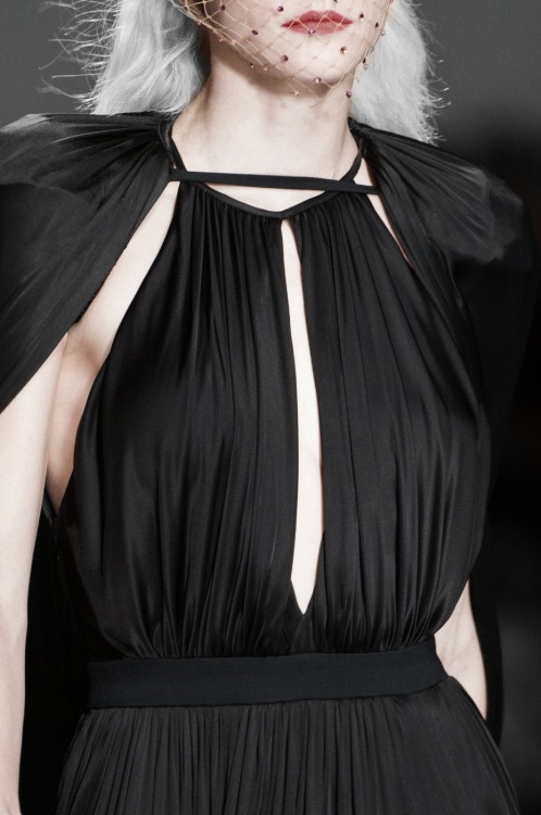 Emanuel Ungaro S/S 2015
