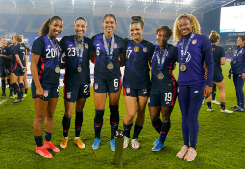 rookieforlife:Midge Purce, Christen Press, Lynn Williams, Sophia Smith, Crystal Dunn, Casey Krueger 