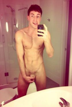 mancrushoftheday:  kaydenxxxgray:  naked