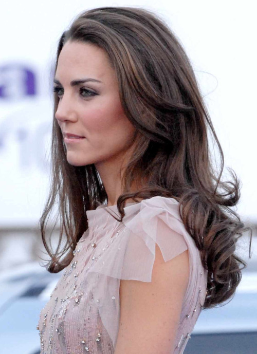 vikkates: Favorite Hairstyles of the Duchess of Cambridge in No Particular Order (72/?)