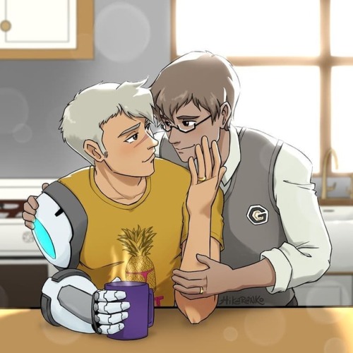 Bringing in our Monday with some #Adashi love #voltronlegendarydefender #shadam https://www.instagr