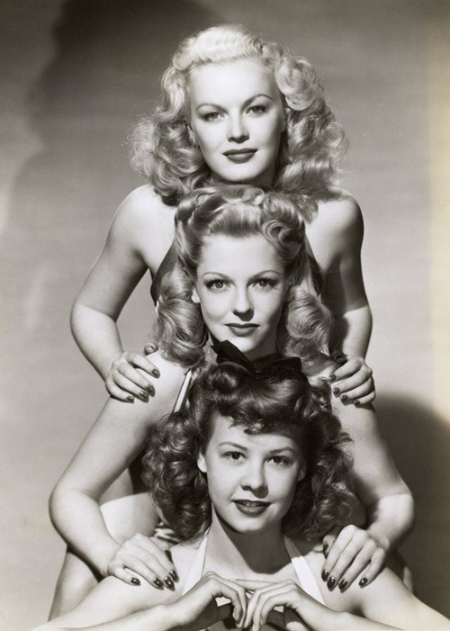 forties-fifties-sixties-love:  June Haver, Vi­vian Blaine, and Vera-Ellen 